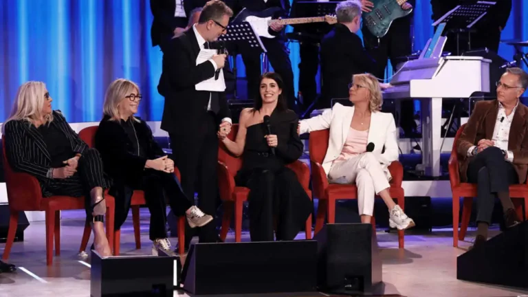 dedicato a maurizio costanzo su canale 5