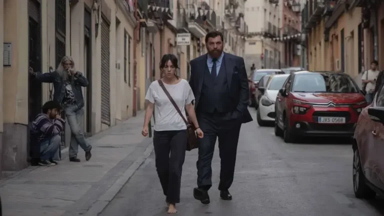 come finisce regina rossa