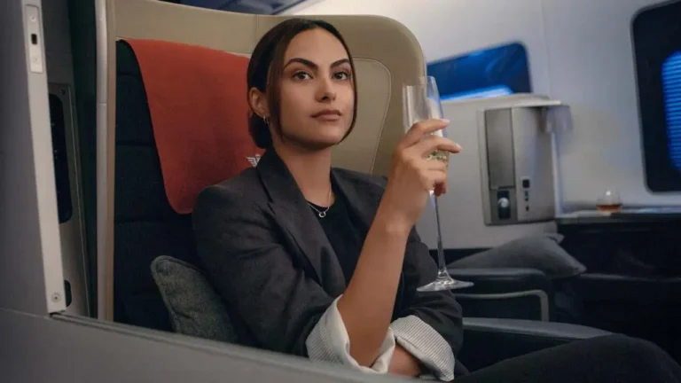 come finisce il film upgraded