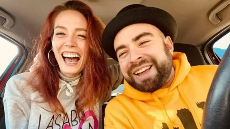 lasabri e pika selfie