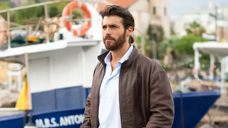 chi è il padre di francesco demir in viola come il mare