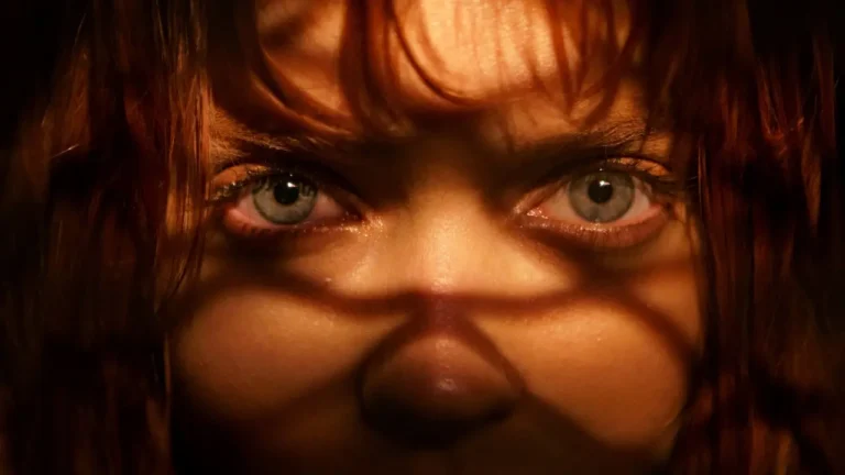 come finisce il film elizabeth harvest