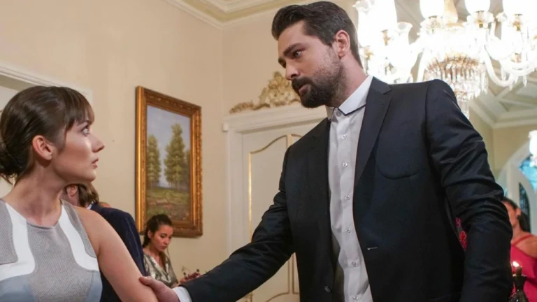 Zeynep e Alihan in Forbidden Fruit