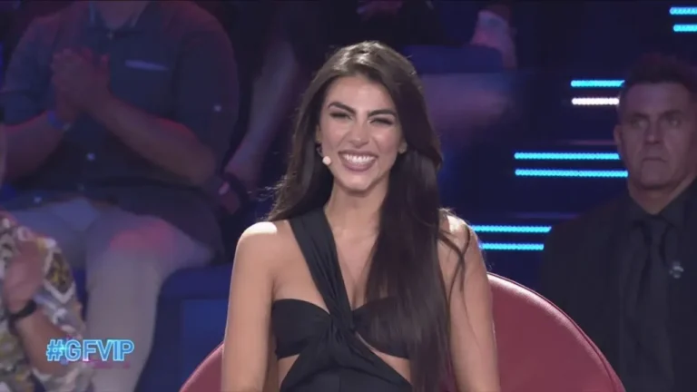 Grande Fratello Giulia Salemi come opinionista social