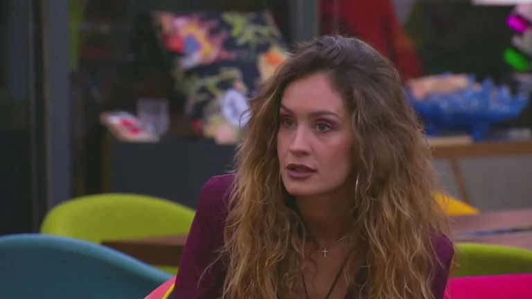 Helena Prestes sconvolta dopo il GF