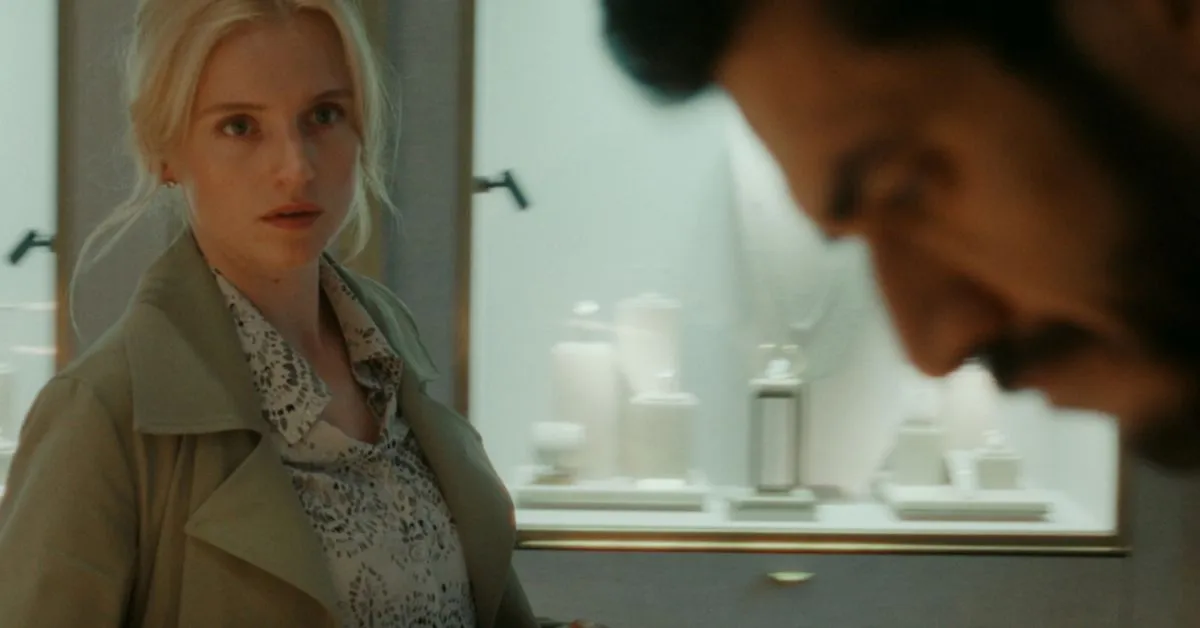 Come finisce Legenden - L'infiltrata