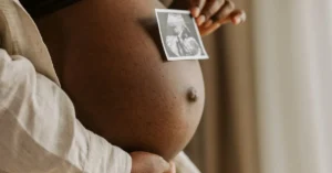 Quanta acqua bere in gravidanza