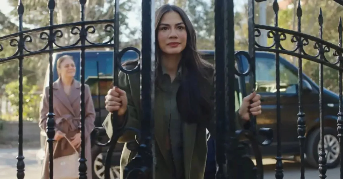 Io sono Farah, nel finale con sua mamma